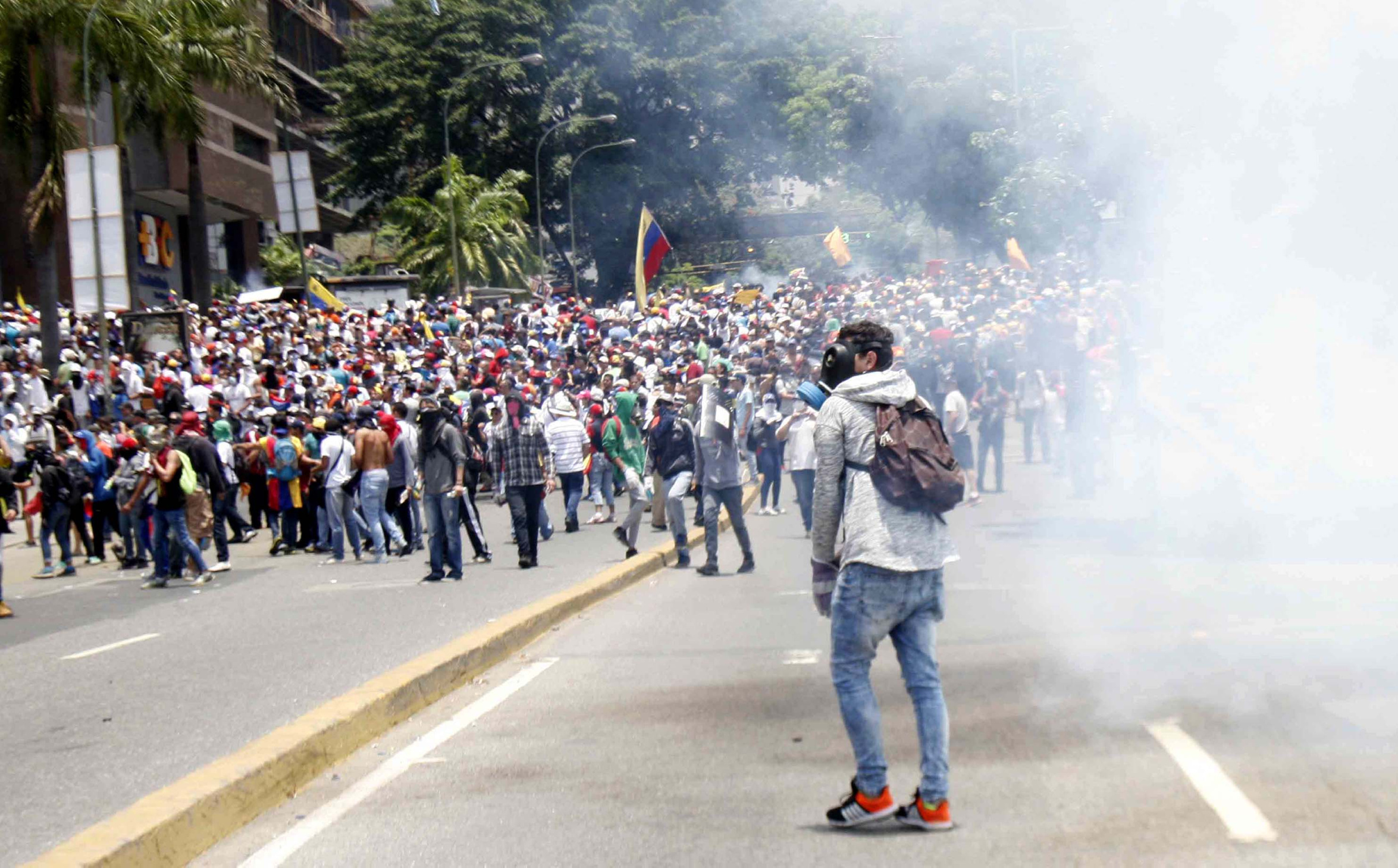 El Emocionante Video Sobre El Conflicto En Venezuela - Canal 9 Televida ...